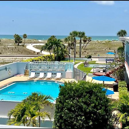 Beachside Resort Motel セント・ピート・ビーチ エクステリア 写真