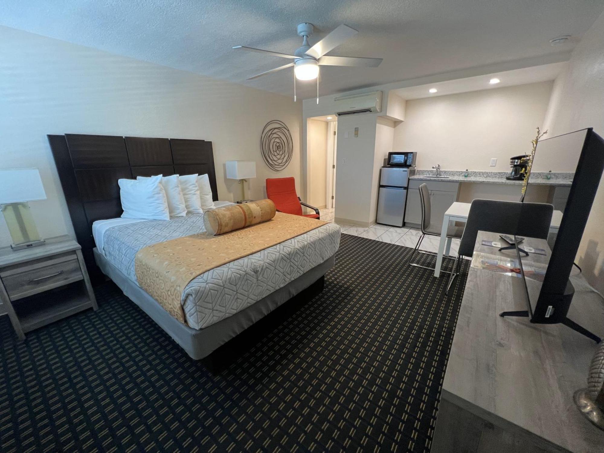 Beachside Resort Motel セント・ピート・ビーチ エクステリア 写真